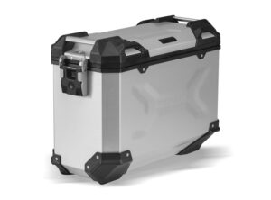 096734_ZAL205287.jpg KUFER BOCZNY NA LEWĄ STRONĘ SW-MOTECH TRAX ADV SILVER 37L (M)