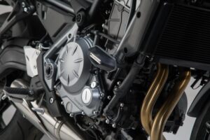 CRASHPADY SW-MOTECH KAWASAKI Z650 (16-)/ Z650RS (21-) BLACK