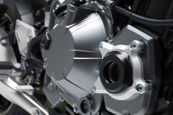 OSŁONA SILNIKA SW-MOTECH KAWASAKI Z900 MODELS (16-) BLACK SILVER