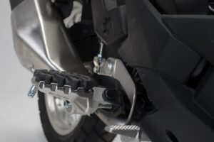 164176_ZAL239388.jpg PODNÓŻKI EVO SW-MOTECH KAWASAKI MODELS BLACK/SILVER