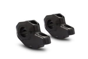 ZESTAW PODWYŻSZAJĄCY KIEROWNICĘ SW-MOTECH 22MM PODWYŻSZENIE 30MM PRZESUNIĘCIE 21MM BLACK