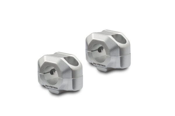 ZESTAW PODWYŻSZAJĄCY KIEROWNICĘ SW-MOTECH 22MM PODWYŻSZENIE 20MM SILVER
