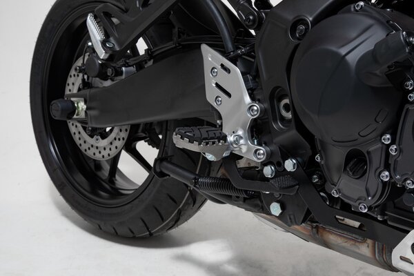264637_ZAL454913.jpg PODNÓŻKI ION SW-MOTECH YAMAHA TRACER 9 (20-)