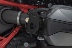 277030_ZAL559800.jpg ZESTAW OSŁON WTRYSKIWACZY SW-MOTECH BMW MODELS BLACK