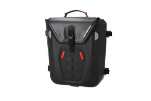 SAKWA BOCZNA PRAWA SW-MOTECH SYSBAG WP M WODOODPORNA Z ADAPTEREM BLACK 17-23L