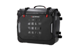 289890_ZAL579530.jpg SAKWA BOCZNA SW-MOTECH SYSBAG WP L WODOODPORNA Z LEWYM ADAPTEREM BLACK 27-40L