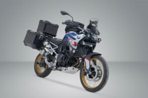 ZESTAW ZABEZPIECZAJĄCY MOTOCYKL ADVENTURE SW-MOTECH BMW F 750 / 850 GS (17-) F 800 / 900 GS (23-)