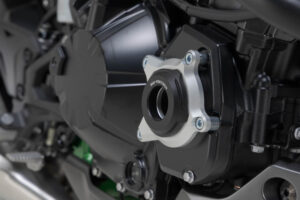 OSŁONA SILNIKA SW-MOTECH KAWASAKI Z900 MODELS (16-) BLACK/SILVER